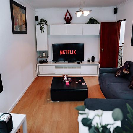 Family-Friendly And Cozy 3-Bedroom Accommodation In ลิสบอน ภายนอก รูปภาพ